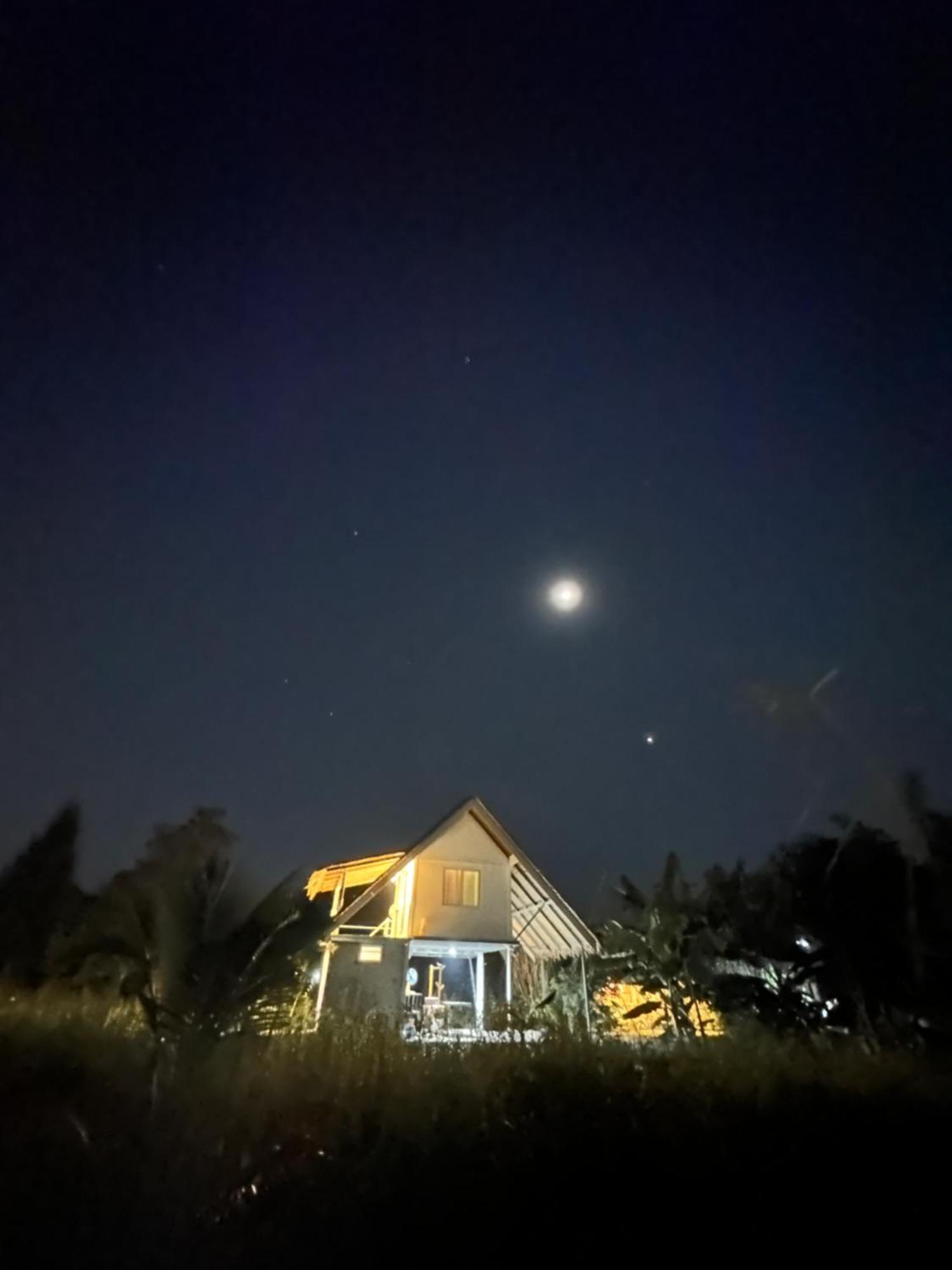 Royal Mountain View Villa Ratchaburi Eksteriør bilde